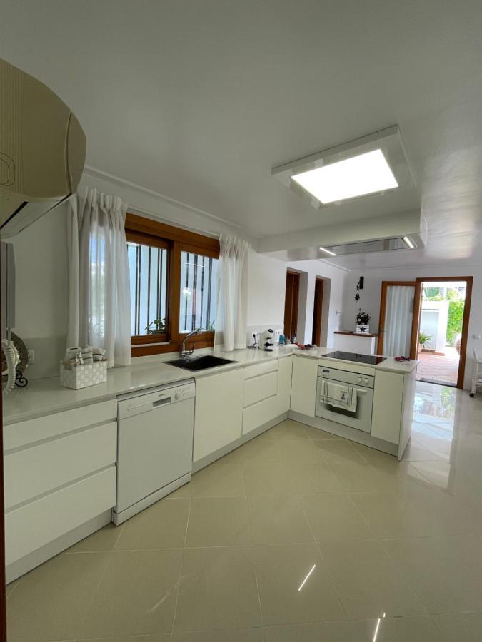 Villa Garrido Пуерто Колом Екстериор снимка